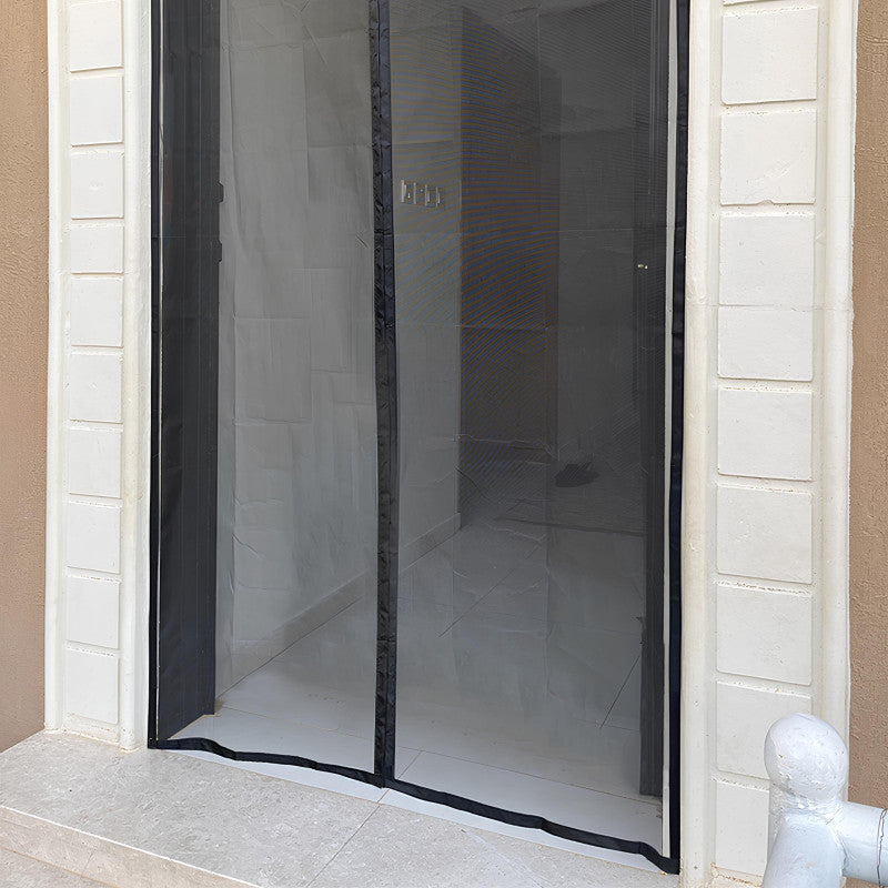 Magic Mesh Deluxe- Hands Free Magnetic Screen Door